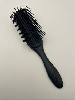 Denman D4 Original 9 Row Curl Definer & Styler  ALL BLACK D4P